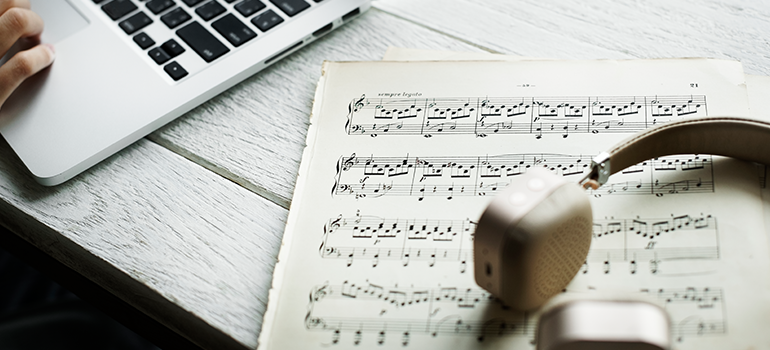 /blog/post/que-es-la-musica-libre-de-derechos-de-autor-