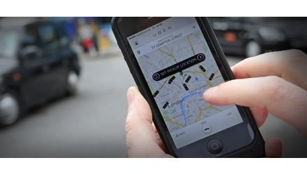 ¿Cómo digitalizarte y no morir en el intento? El éxito de Uber en México.